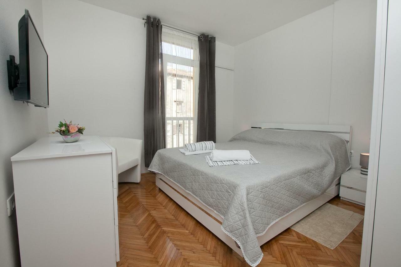 Downtown Apartment Kole Zadar Extérieur photo